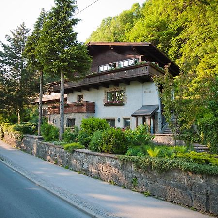 Studio Mit Gartenterrasse Salzburg Exterior foto